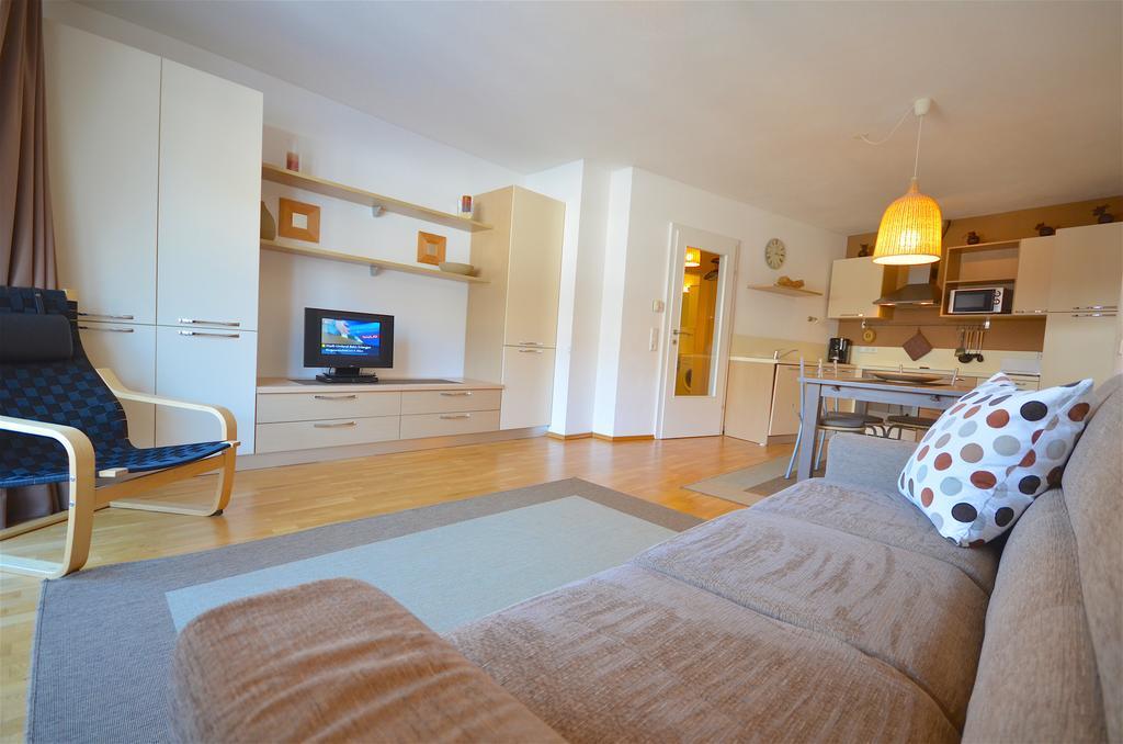 Apartment Riccardo by Alpen Apartments Kaprun Exterior foto