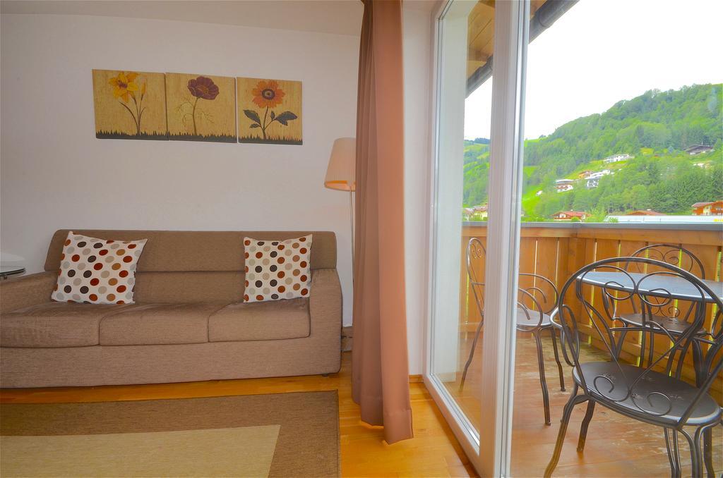 Apartment Riccardo by Alpen Apartments Kaprun Exterior foto