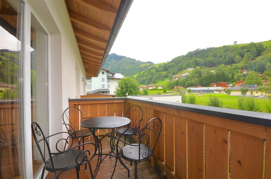 Apartment Riccardo by Alpen Apartments Kaprun Exterior foto